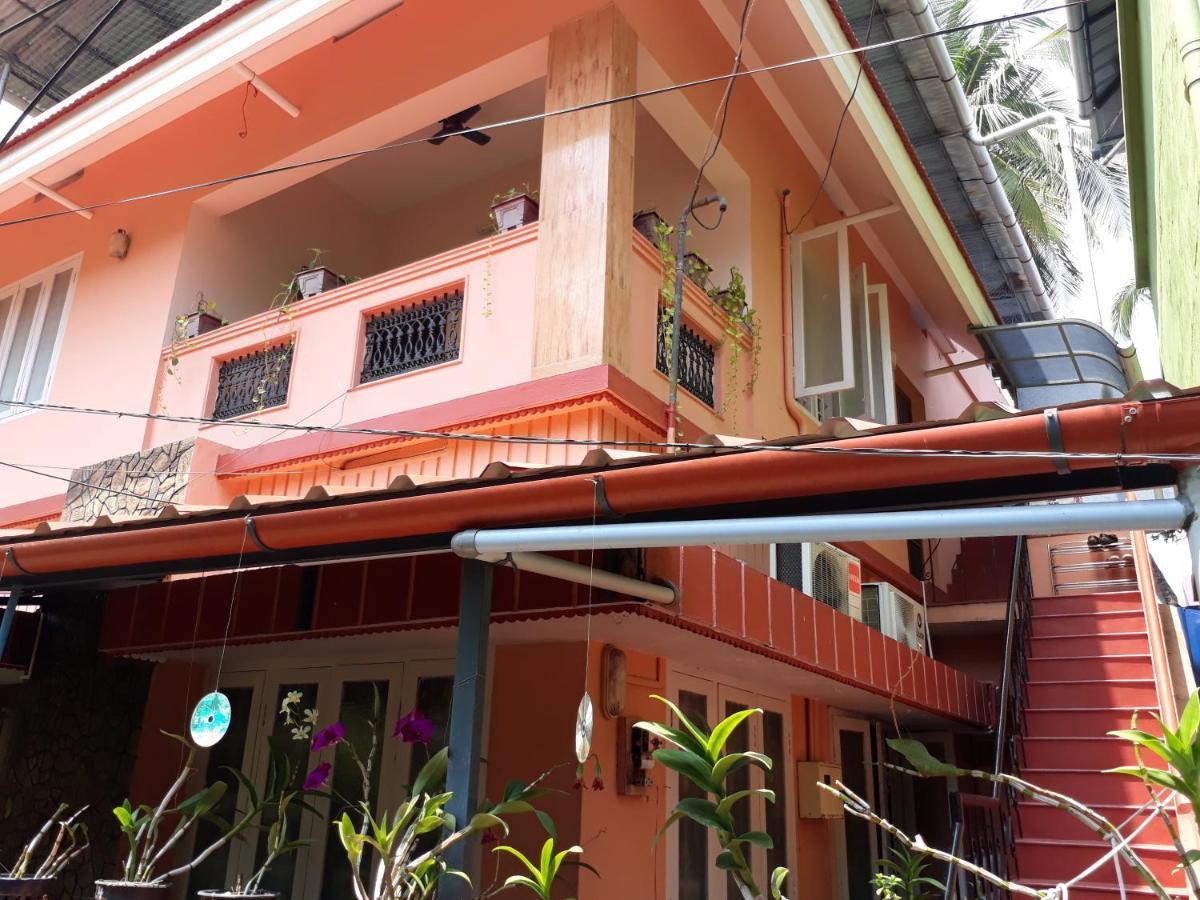 Valiyathayil Home Stay Kochi ภายนอก รูปภาพ